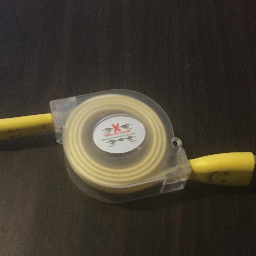 Retractable USB Data Charge Cable iPhone